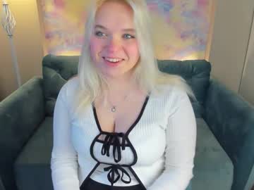 Fancybella Chaturbate stream image from January 15, 2026