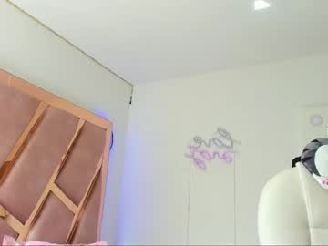 Sarahhensoon Chaturbate stream image from January 15, 2026