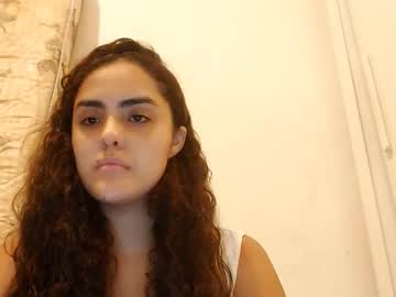 Clarisganin Chaturbate stream image from January 15, 2026