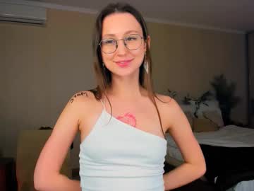 Yourlovelystoryy Chaturbate stream image from January 15, 2026