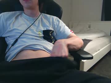 Deanparkerx Chaturbate stream image from January 15, 2026