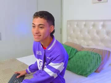 Yulian_Vasquez Chaturbate stream image from January 15, 2026