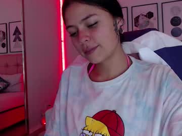 Kiki_Cams Chaturbate stream image from January 15, 2026