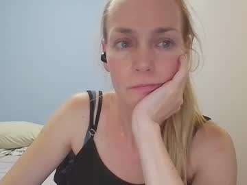 Crazyanny Chaturbate stream image from January 16, 2026