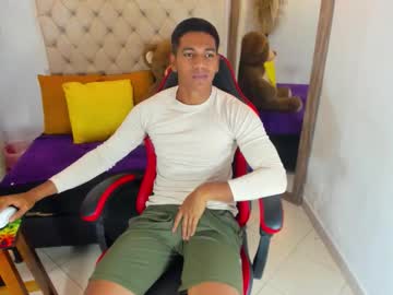 Noah_Sthone Chaturbate stream image from January 16, 2026