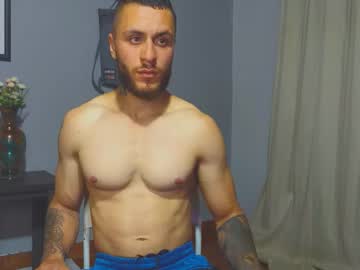 Tomdavisxl Chaturbate stream image from January 16, 2026