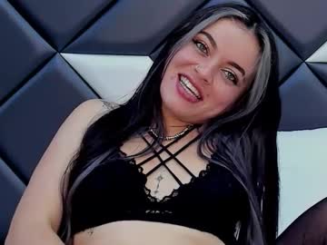 Elenaguerra Chaturbate stream image from January 16, 2026