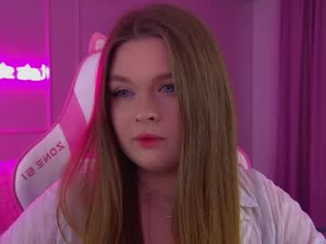 Crystallyons Chaturbate stream image from January 16, 2026