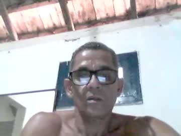 Love_Brazil Chaturbate stream image from January 16, 2026
