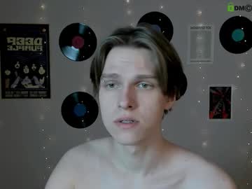 Aiden_Wave Chaturbate stream image from January 16, 2026
