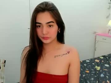 Alovelydollnica Chaturbate stream image from January 16, 2026