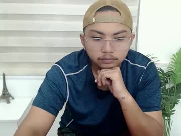 Misterhotstuffx Chaturbate stream image from January 16, 2026