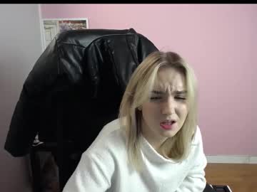Viktoria_Lovely Chaturbate stream image from January 16, 2026