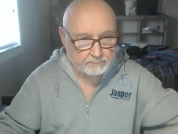 Creamormilk Chaturbate stream image from January 16, 2026