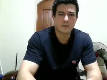 Jhwozy Chaturbate stream image from January 16, 2026