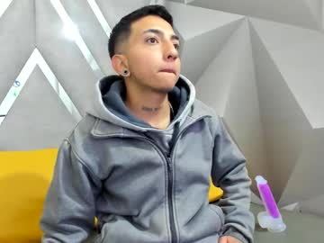 Mauro22_ Chaturbate stream image from January 16, 2026