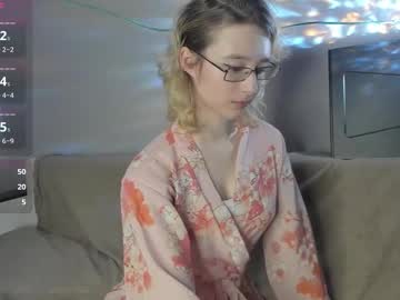 Divinesolana Chaturbate stream image from January 16, 2026