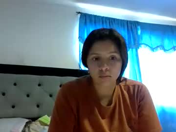 Laura_Hrz Chaturbate stream image from January 16, 2026