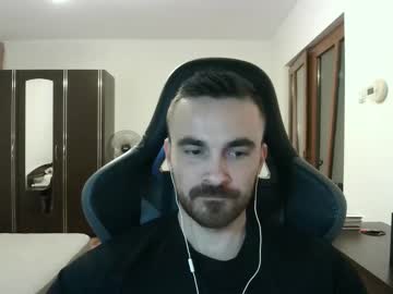 Mu5clemania Chaturbate stream image from January 16, 2026