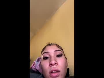Pr3ttynperla Chaturbate stream image from January 16, 2026