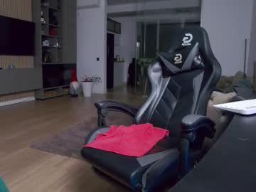 Enrikoblue Chaturbate stream image from January 16, 2026