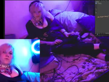 Girldell Chaturbate stream image from January 16, 2026