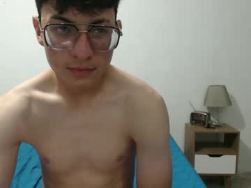 Juanito_Hot_Latino Chaturbate stream image from January 16, 2026