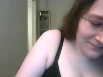 Queenofthenights Chaturbate stream image from January 16, 2026