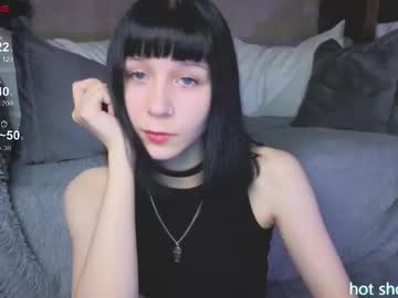 Yourcutegoth Chaturbate stream image from January 16, 2026