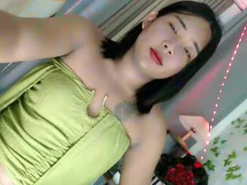 Yourtransjeen Chaturbate stream image from January 16, 2026