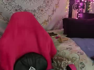 Bossmomma Chaturbate stream image from January 17, 2026
