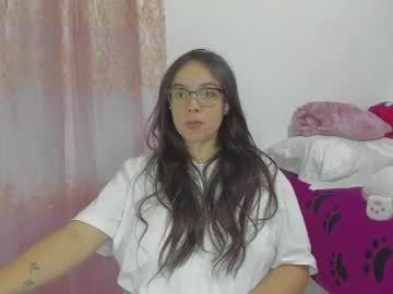Harleynapier Chaturbate stream image from January 17, 2026