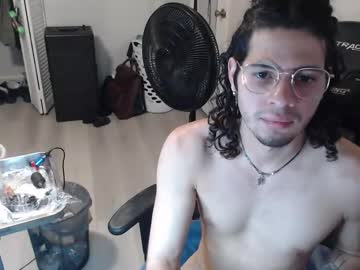 Deadmayonnaise Chaturbate stream image from January 17, 2026
