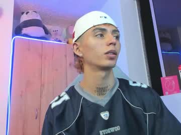 Maiky_Cooper01 Chaturbate stream image from January 17, 2026