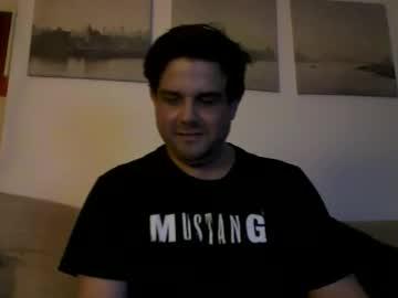 Menace2dennis Chaturbate stream image from January 17, 2026