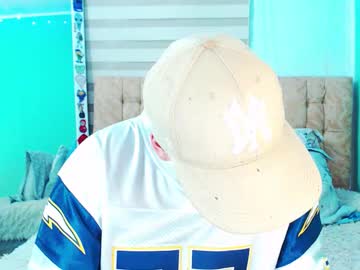 _Justinmoon2 Chaturbate stream image from January 17, 2026