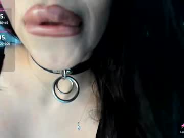 Naila18 Chaturbate stream image from January 17, 2026
