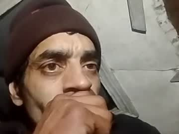 Robincom23 Chaturbate stream image from January 17, 2026