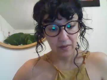 _Tutti_Frutti_ Chaturbate stream image from January 17, 2026