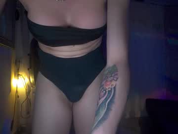 Kattycash Chaturbate stream image from January 17, 2026
