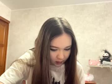 Taynagilkey Chaturbate stream image from January 17, 2026