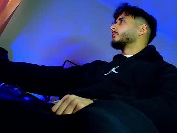 Xandercagex Chaturbate stream image from January 17, 2026