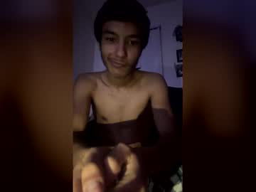 Weloveyouej Chaturbate stream image from January 17, 2026