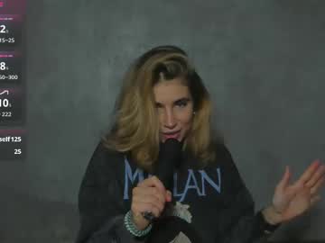 Moanamo Chaturbate stream image from January 17, 2026