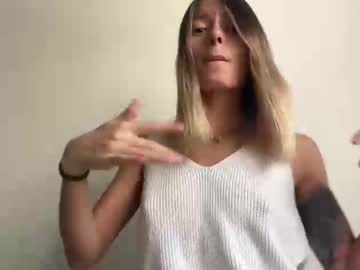 Viajemos Chaturbate stream image from January 17, 2026