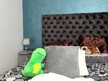Evebel Chaturbate stream image from January 17, 2026