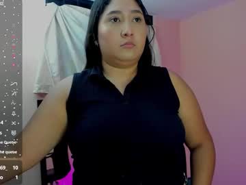Cherrycurvy_01 Chaturbate stream image from January 17, 2026