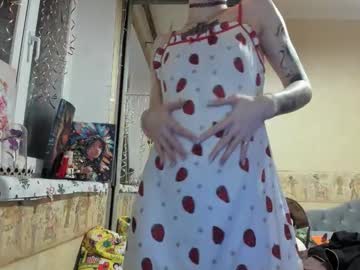 Mandyshine Chaturbate stream image from January 17, 2026