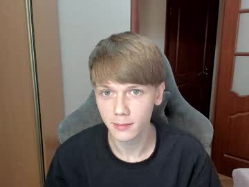 Olvr_Zoolander Chaturbate stream image from January 17, 2026
