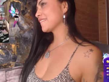 Claraa_Luna Chaturbate stream image from January 17, 2026